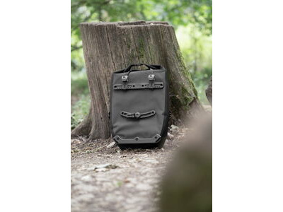 MADISON Roam Waterproof 30L Pannier Bag click to zoom image
