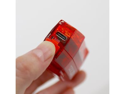 CATEYE Viz 300 Rear Bike Light USB-C click to zoom image