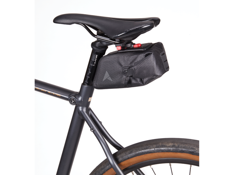 ALTURA Q/R Saddle Bag Medium click to zoom image